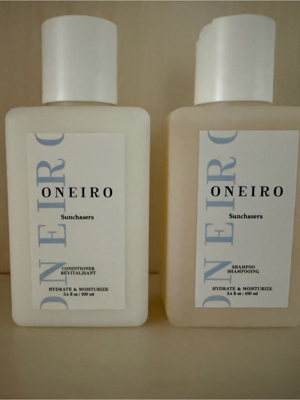 ONEIRO Sunchasers Shampoo & Conditioner Duo - White with Light Blue Label